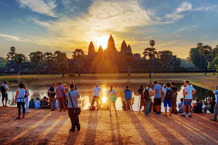 Watch the sky change colour at Angkor Wat | Tailor-made holidays by Travel Nation