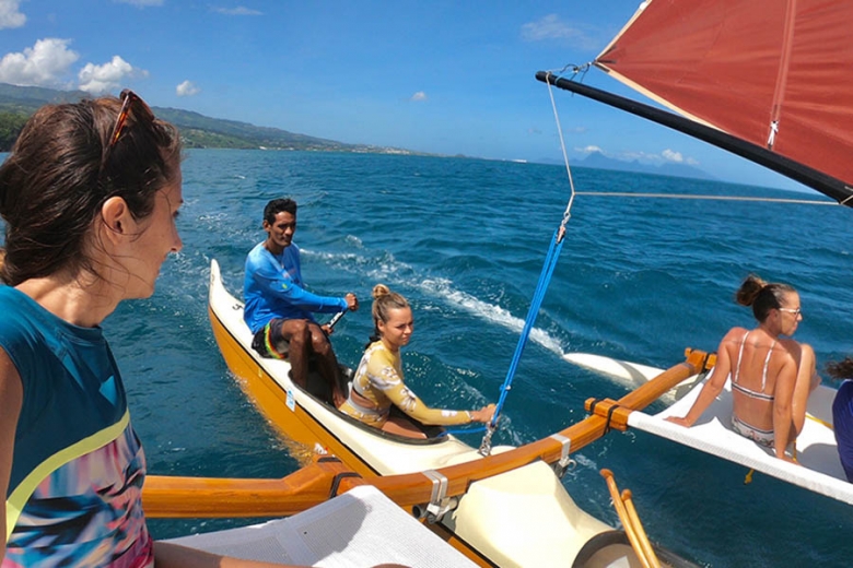 Sailing on the Moana Explorer in Tahiti | Credit: Tahiti Tourisme