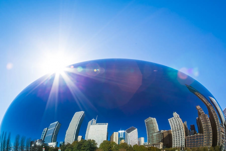 See Chicago's skyline reflected in The Bean | Travel Nation