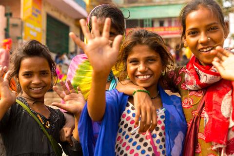 Meet the friendly locals in India | Travel Nation
