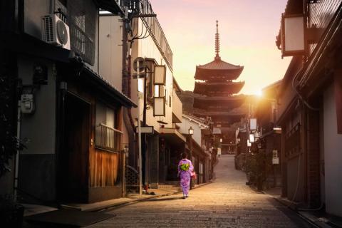Kyoto: Yaasaka Pagoda and Sannen Zaka Street