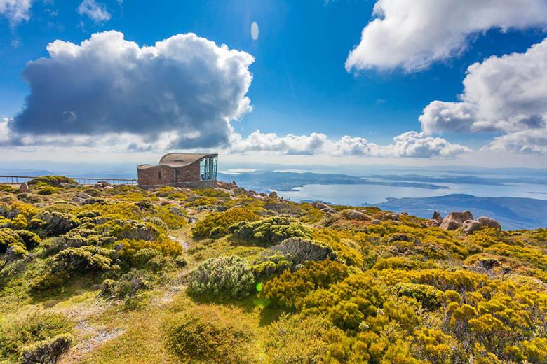 Soak up the views over Hobart from Mount Wellington | Travel Nation