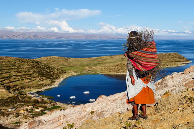 See traditional local life on Lake Titicaca, Bolivia | Travel Nation