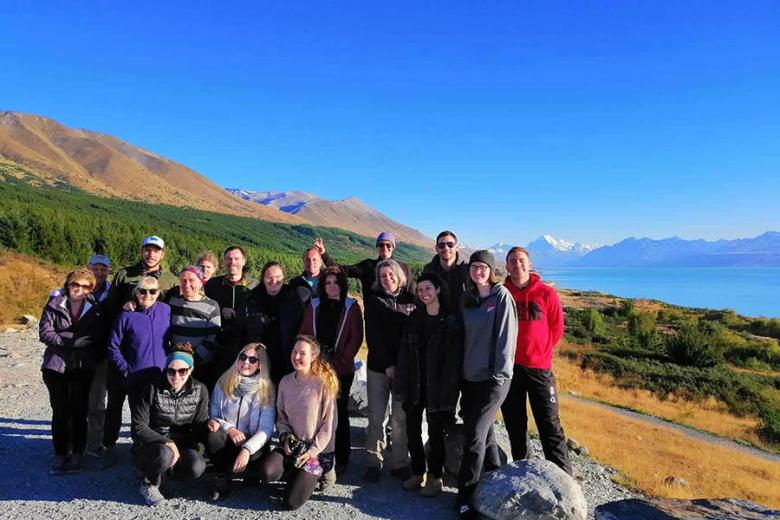 Chris and his fellow travellers on the Flying Kiwi tour | Travel Nation