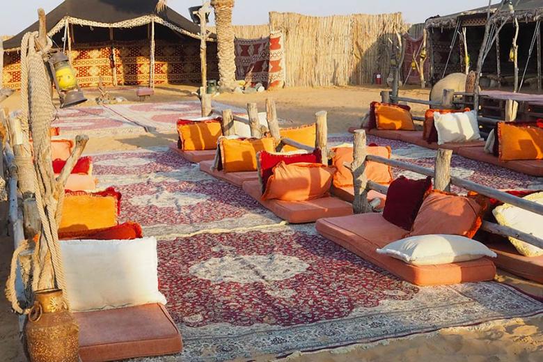 Spend the evening at a desert camp in Dubai | Travel Nation