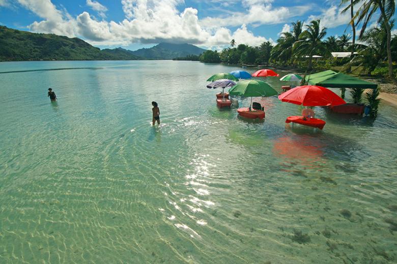Try a lagoon picnic at Hotel Le Mahana in Huahine | Photo credit: Hotel Le Mahana 