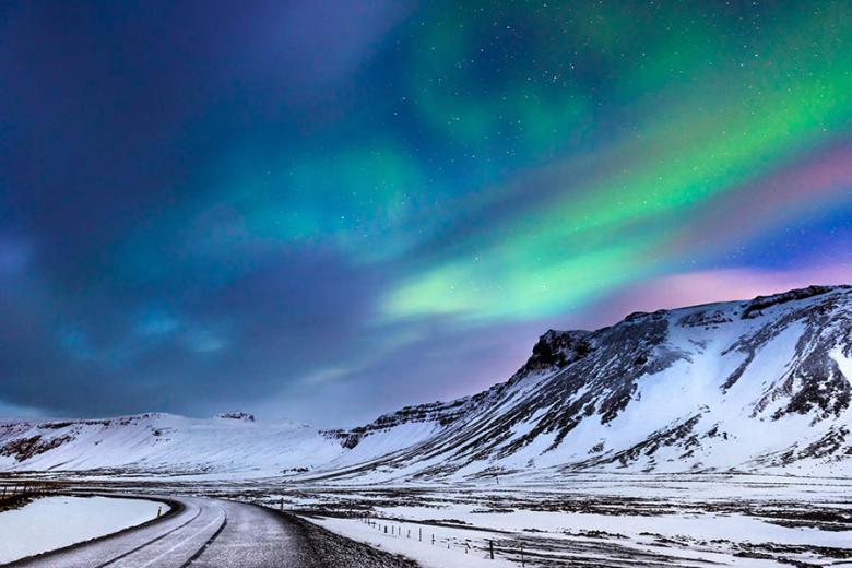 Drive through Iceland searching for the Northern Lights | Travel Nation