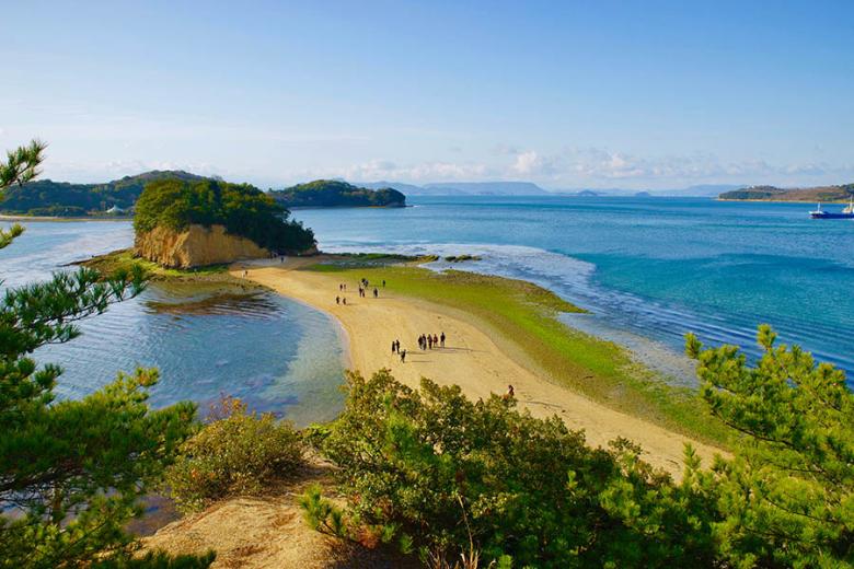 Discover the beautiful coastlines of Shikoku and Ehime | Travel Nation