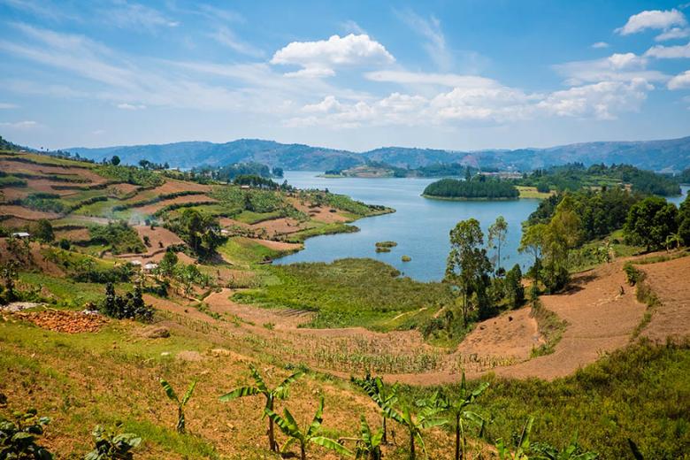 Visit beautiful Lake Kivu in Rwanda | Travel Nation