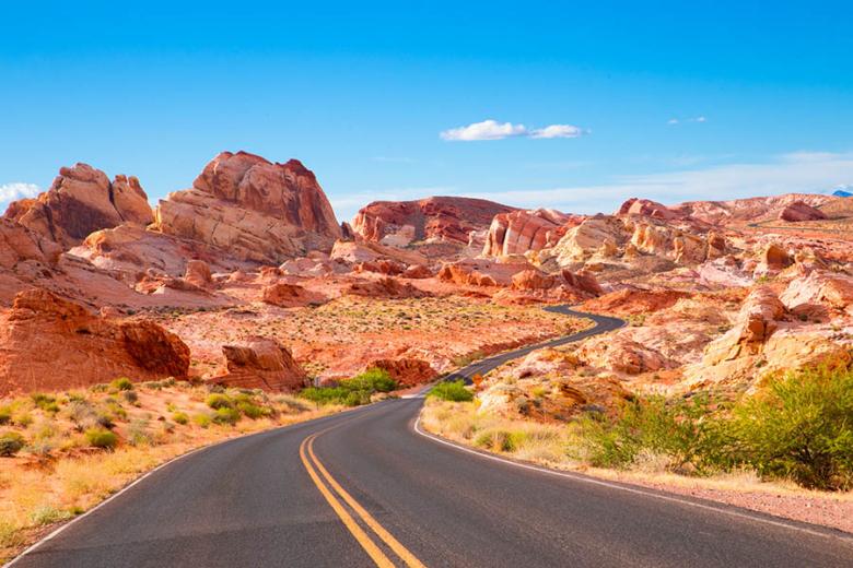 Drive through Fire State National Park in Nevada | Travel Nation 
