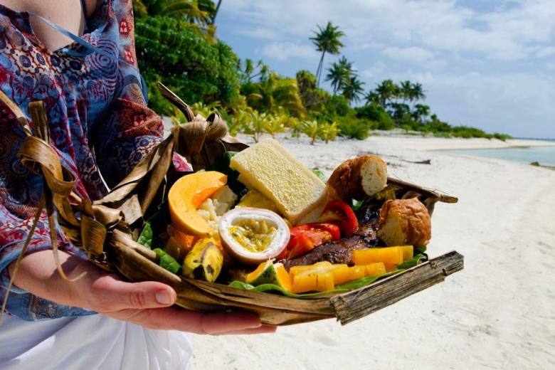 Fresh food platter on the Cook Islands