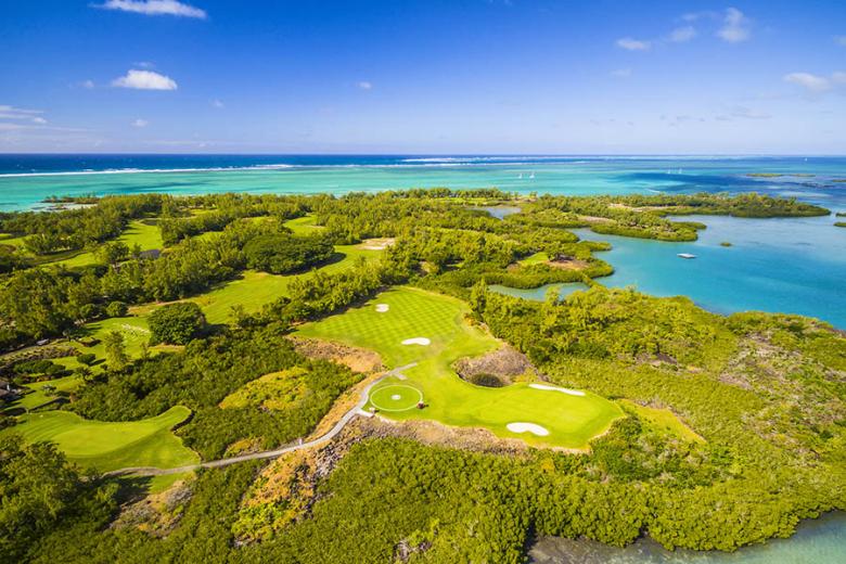 Play a round of golf on the vast greens of Mauritius | Travel Nation