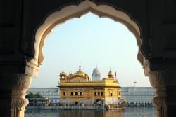 india_amritsar_golden_temple_900