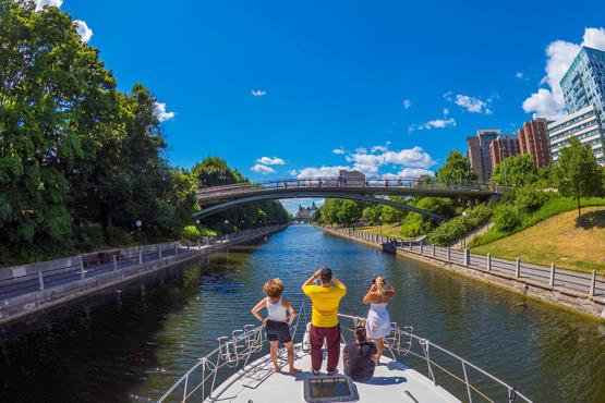 Take a cruise along the Ottawa River in Canada | Travel Nation