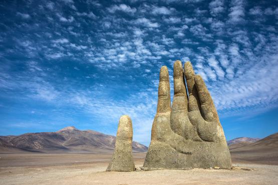 See the famous hand sculpture in the Atacama Desert | Travel Nation