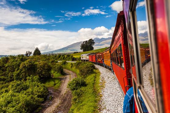 Take a trip on the legendary Devil's Nose Train | Travel Nation