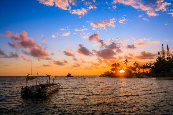 See amazing sunsets over New Caledonia | Travel Nation