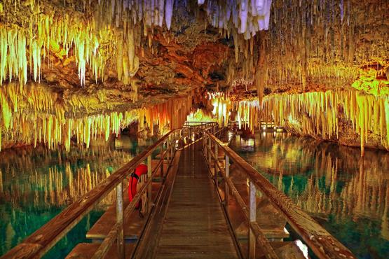 Explore the Crystal and Fantasy Caves in Bermuda | Travel Nation