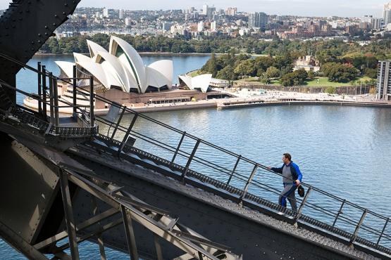 Explore the iconic sites of Sydney | photo credit: James Horan / Destination NSW