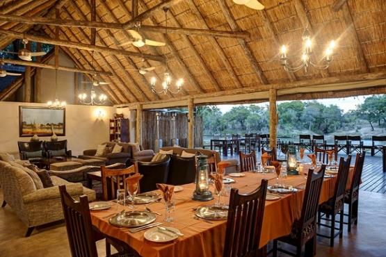 Simbavati River Lodge - Dining