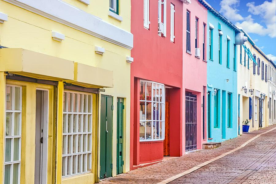 Wander through the colourful capital of Hamilton in Bermuda | Travel Nation