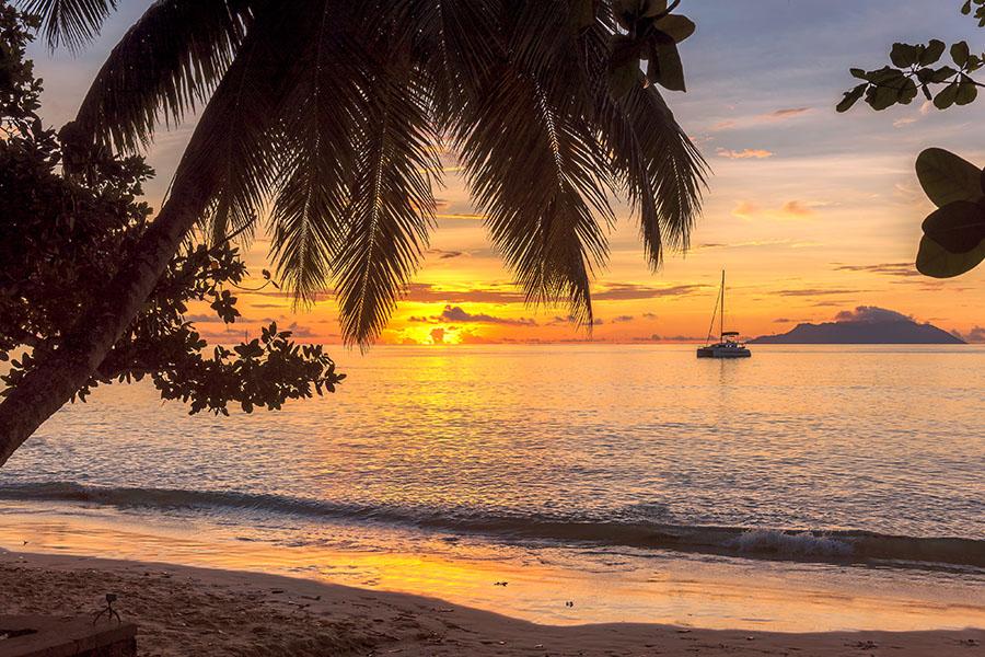 Enjoy a peaceful sunset cruise in Bermuda | Travel Nation