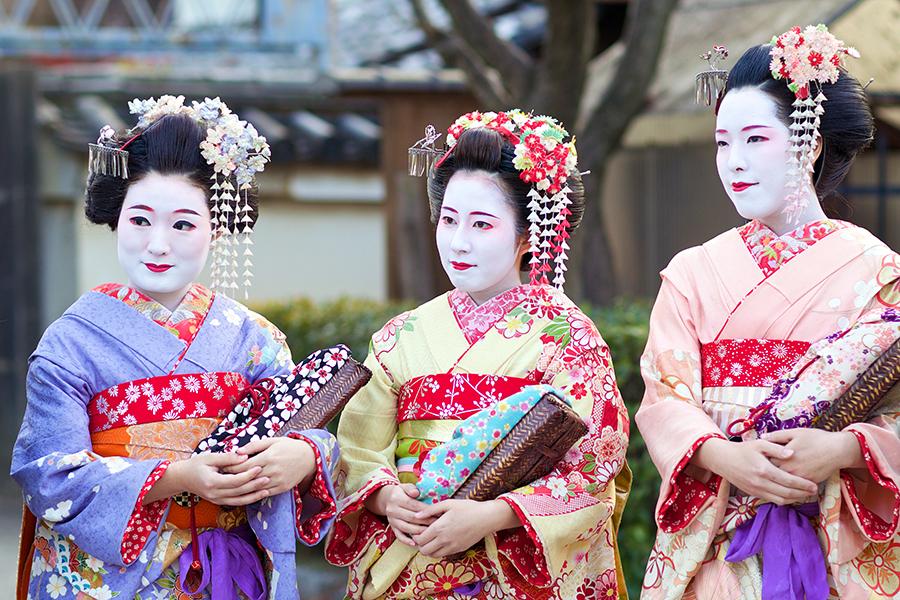 Geishas, Kyoto, Japan | Top 10 things to do in Japan