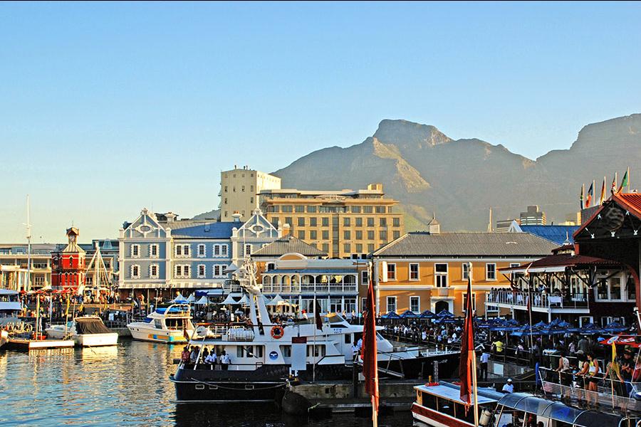 While away a few hours at the V&amp;A Waterfront in Cape Town