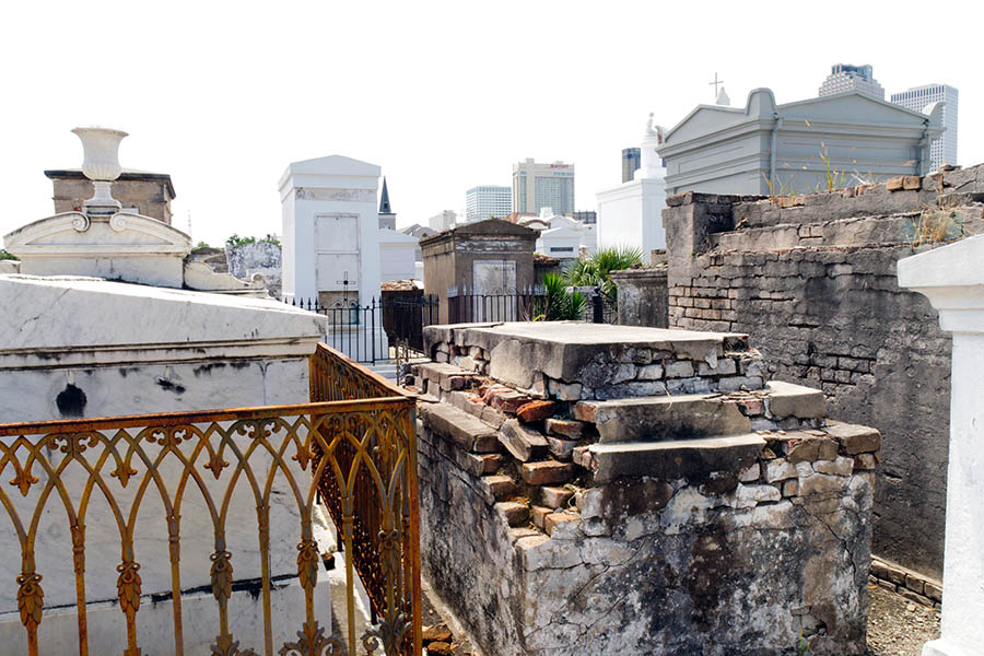 Discover spooky goings on in St Louis #1 cemetery